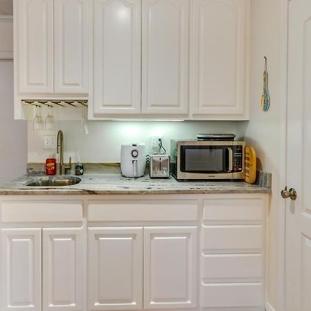 Gulf Breeze Vacation Rental For 2 With Pool Access! Exteriér fotografie