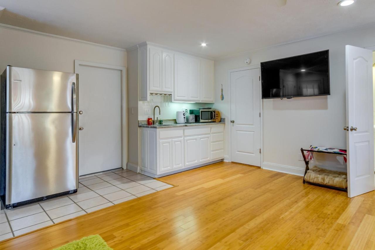 Gulf Breeze Vacation Rental For 2 With Pool Access! Exteriér fotografie