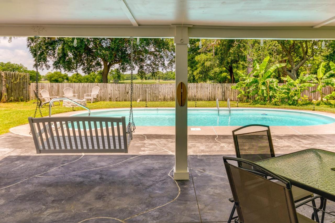 Gulf Breeze Vacation Rental For 2 With Pool Access! Exteriér fotografie