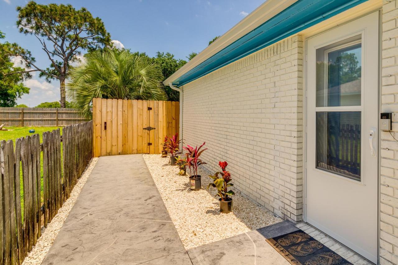 Gulf Breeze Vacation Rental For 2 With Pool Access! Exteriér fotografie