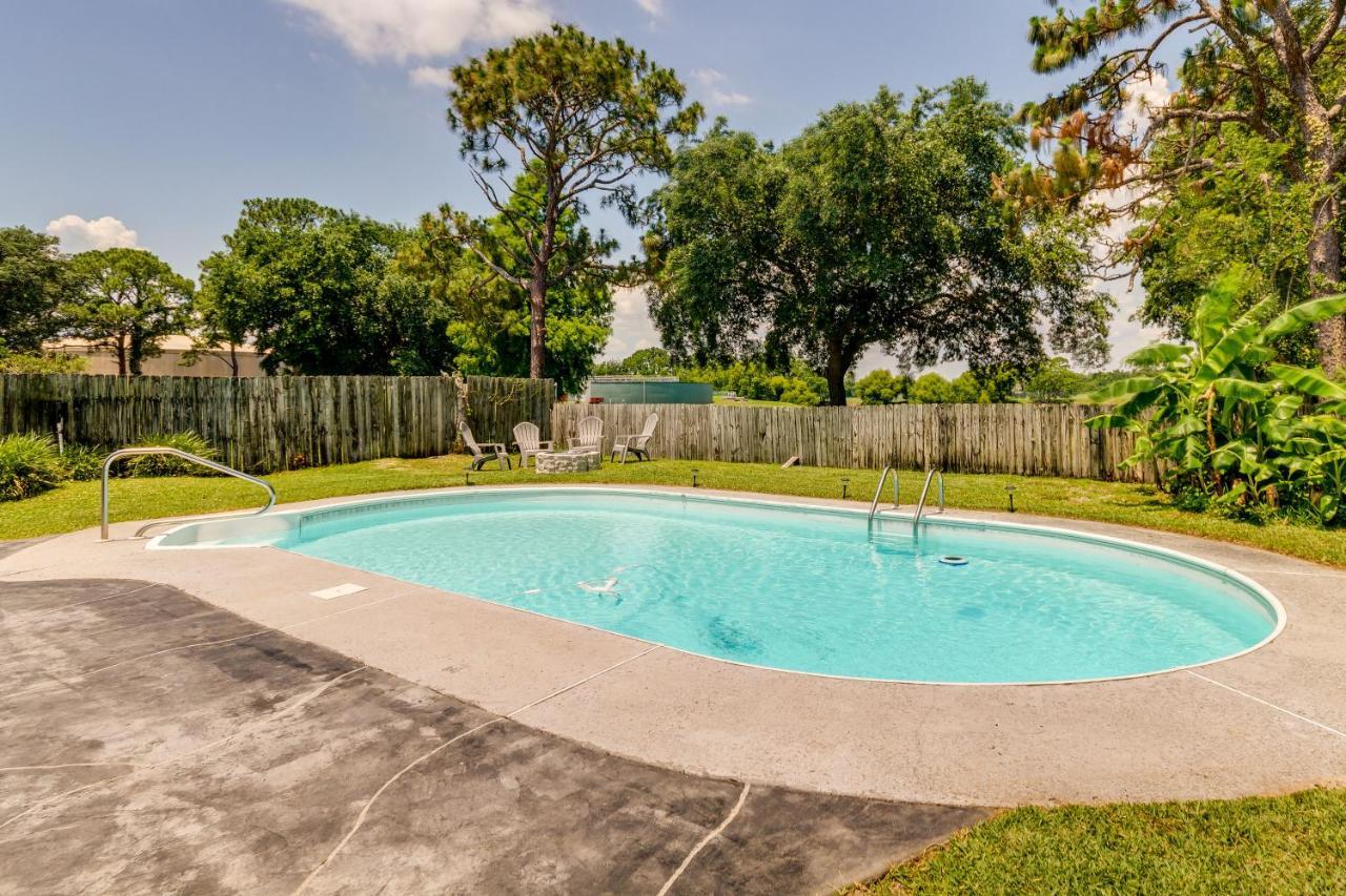 Gulf Breeze Vacation Rental For 2 With Pool Access! Exteriér fotografie